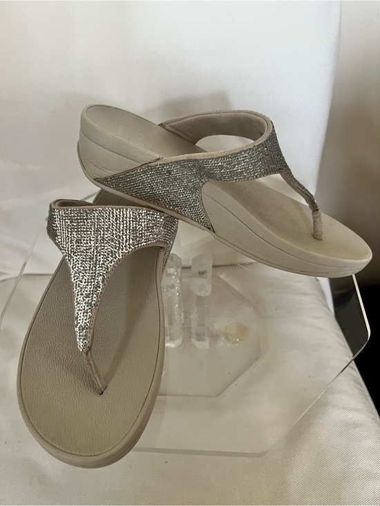 Fitflop Shoes - FitFlop Lulu Glittering Crystal-Embellished Sandals Size 8 Pre owned